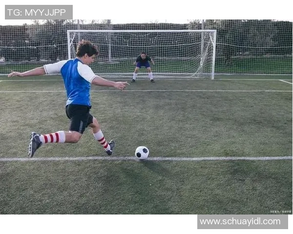 提升足球弹跳能力的训练方法与技巧解析